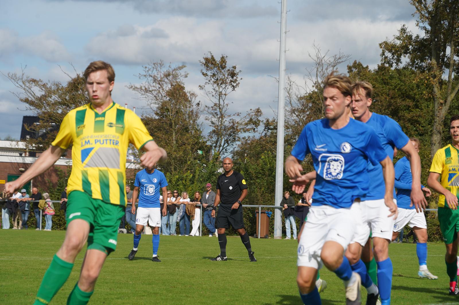 FC Uitgeest tegen WV HEDW. Een wedstrijd met twee gezichten.