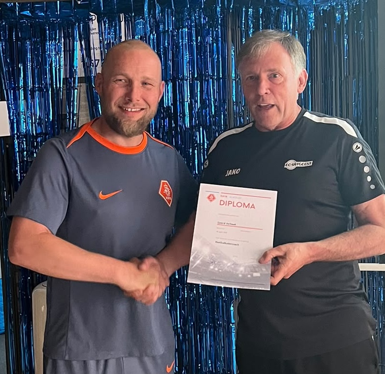 Voetbal Technisch Coördinator - Onderbouw Sjoerd Verbeek geslaagd voor KNVB VKC opleiding