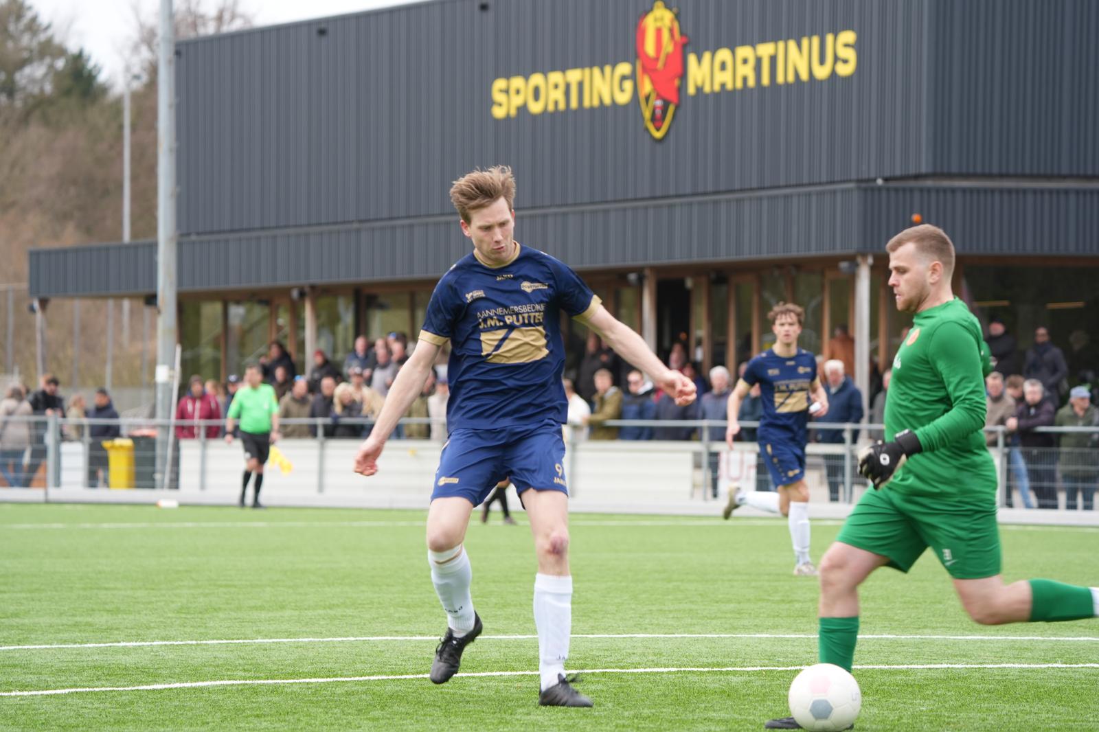 FC Uitgeest speelt in een doelpuntrijk duel gelijk tegen sterk Sporting Martinus