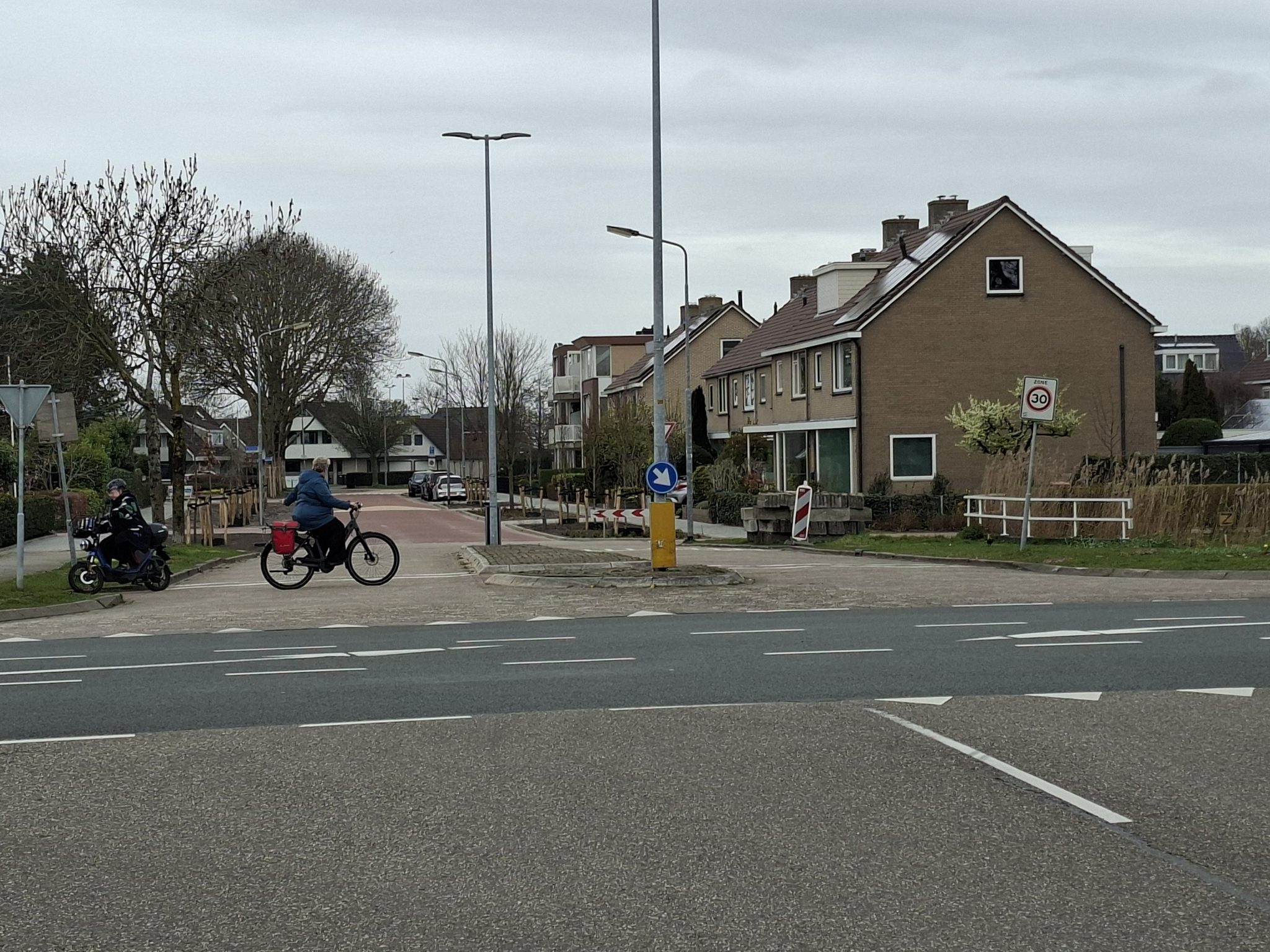 Sportpark FC Uitgeest weer bereikbaar via de Pr. Beatrixlaan