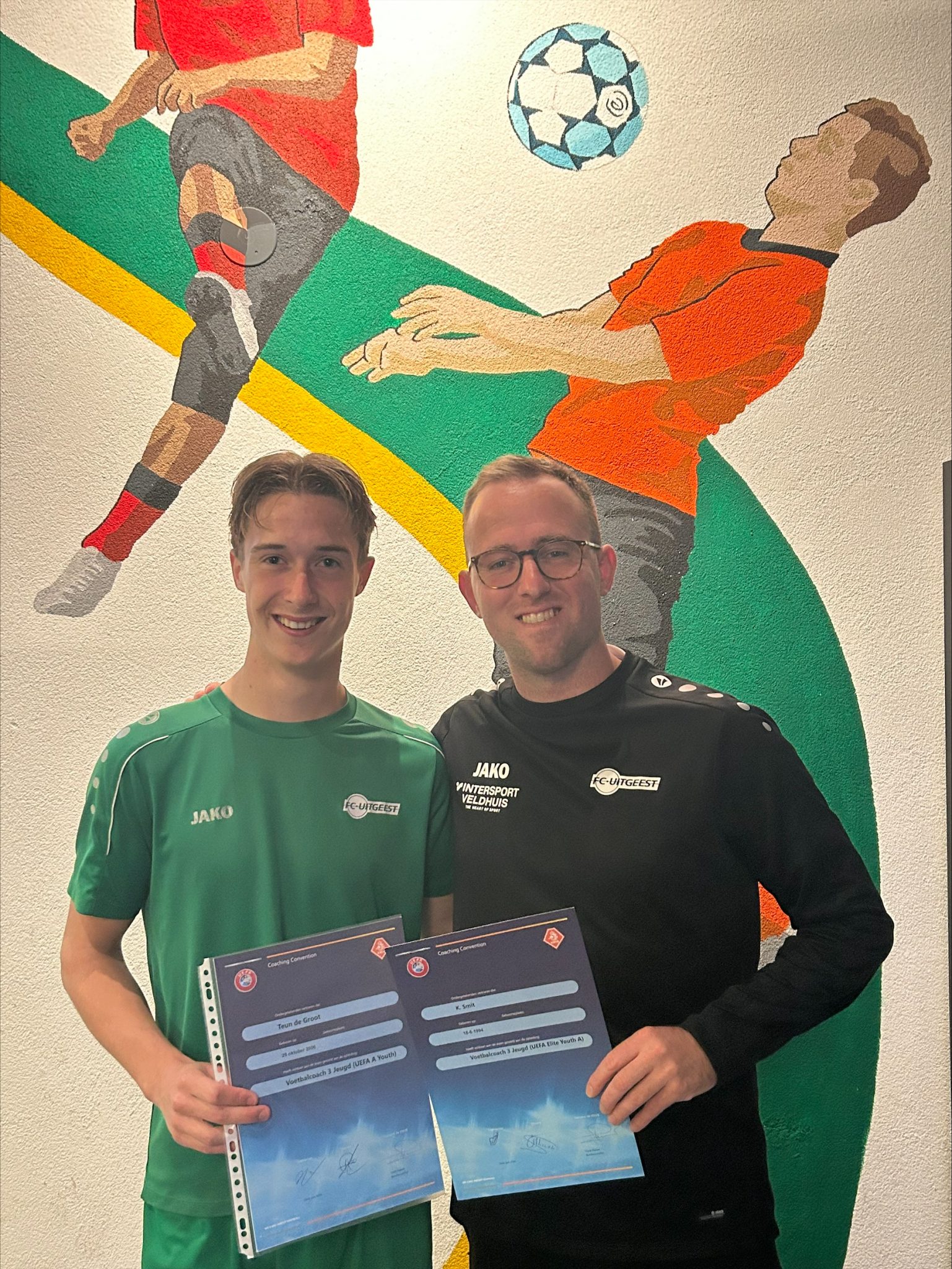 FC Uitgeest is 2 trainers rijker met een KNVB VC3 Trainers diploma!